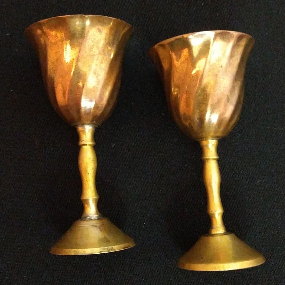 Vintage 1950’s/60’s Solid Brass Mini Goblet Set of two - Picture 5 of 5